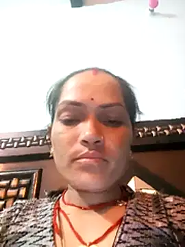 Sonam15884 online show from May 4, 4:36 pm