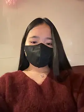 Gwen879 online show from February 10, 2:37 am