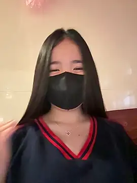 Gwen879 online show from February 28, 1:17 am