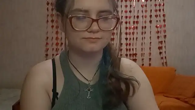 Miyabeee online show from May 26, 2:02 pm