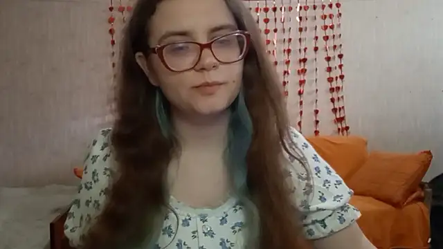Snapshot of Miyabeee chatting on July 17, 3:29 pm Miyabeee online show from July 17, 3:29 pm