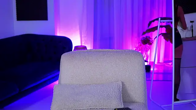 Arabian Rose online show from May 3, 7:42 pm