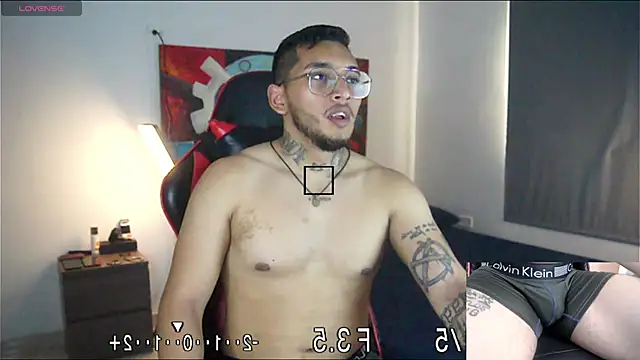 EvanVelvet online show from February 12, 4:24 pm