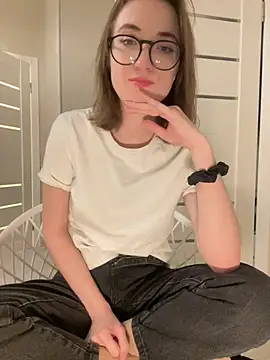 Snapshot of Persephone_Kore chatting on January 14, 9:42 pm Persephone Kore online show from January 14, 9:42 pm