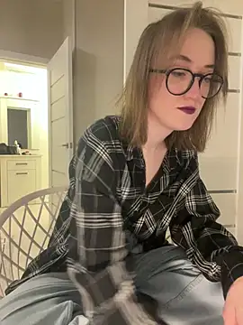 Snapshot of Persephone_Kore chatting on January 15, 7:17 pm Persephone Kore online show from January 15, 7:17 pm