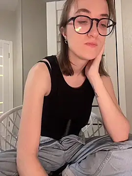 Snapshot of Persephone_Kore chatting on February 1, 7:01 pm Persephone Kore online show from February 1, 7:01 pm