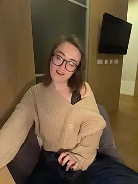 Snapshot of Persephone_Kore chatting on March 1, 7:27 pm Persephone Kore online show from March 1, 7:27 pm