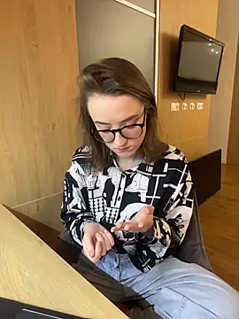 Snapshot of Persephone_Kore chatting on March 16, 6:23 pm Persephone Kore online show from March 16, 6:23 pm