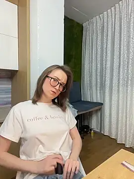 Snapshot of Persephone_Kore chatting on March 25, 6:14 pm Persephone Kore online show from March 25, 6:14 pm