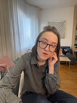 Persephone Kore online show from May 3, 4:57 pm
