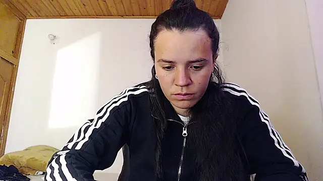 Snapshot of Shanel_Lozano chatting on June 14, 5:59 pm Shanel Lozano online show from June 14, 5:59 pm