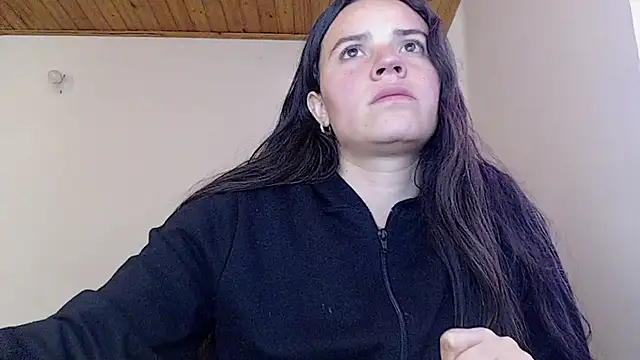 Shanel Lozano online show from July 15, 9:09 pm