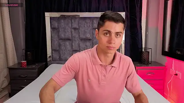 LeoMonnroe online show from June 12, 8:41 pm