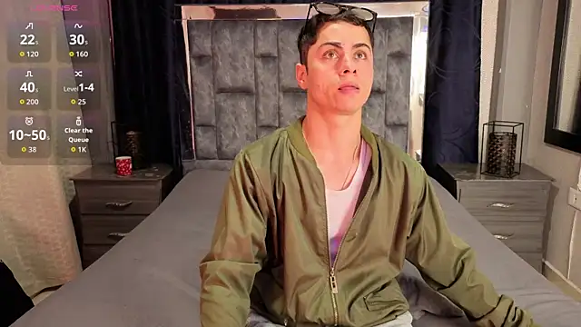 LeoMonnroe online show from July 8, 7:40 pm