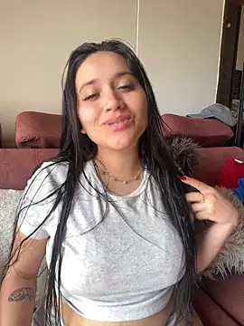 Veronica Wins  online show from February 20, 6:19 pm