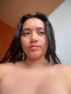 Snapshot of Veronica_Wins_ chatting on July 8, 3:27 pm Veronica Wins online show from July 8, 3:27 pm