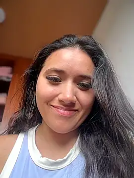 Snapshot of Veronica_Wins_ chatting on July 18, 3:49 pm Veronica Wins online show from July 18, 3:49 pm