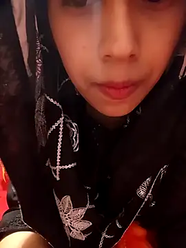 Angel Sume online show from July 4, 8:37 pm