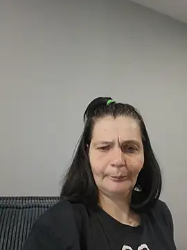 Snapshot of roksa2026 chatting on May 17, 9:28 am roksa2026 online show from May 17, 9:28 am