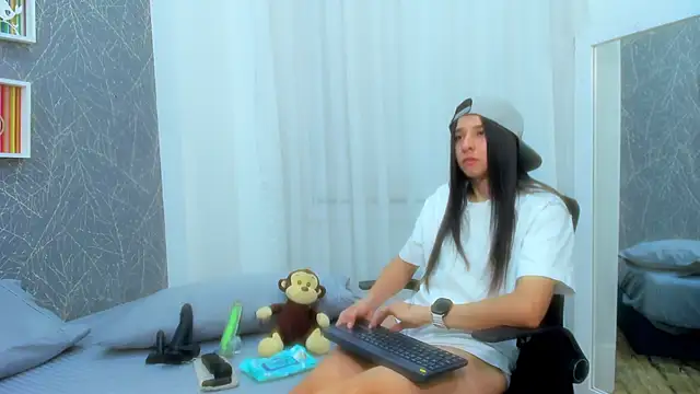 ViictoriiaSaenz online show from February 21, 3:51 am