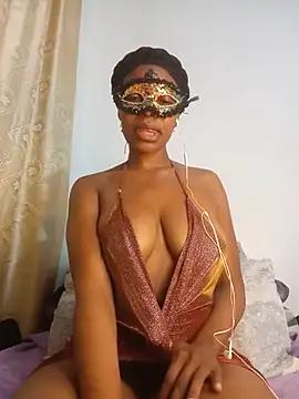 Snapshot of CreamyCupCake_96 chatting on July 23, 7:01 pm CreamyCupCake 96 online show from July 23, 7:01 pm