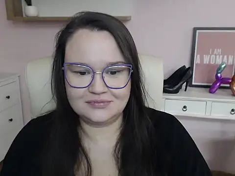 HollyDanceSoul online show from January 13, 7:35 am