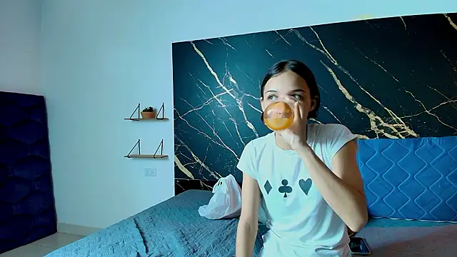 uncontrolled fire online show from March 14, 7:30 pm