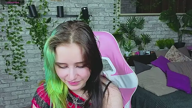 RubyMyst online show from March 6, 8:49 pm