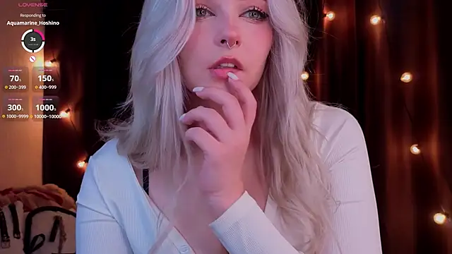 ShyniAlice online show from February 7, 4:27 am