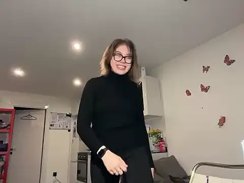 Luxerin online show from March 12, 9:10 pm