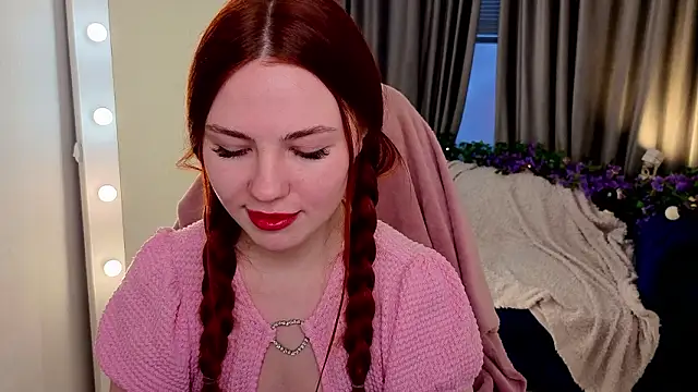 GraceYork online show from February 17, 1:51 pm