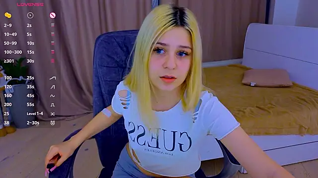 ApheliaStar online show from February 20, 4:18 pm