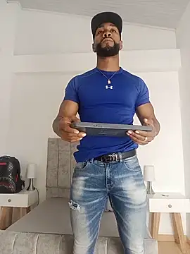 Snapshot of Dante_Knox chatting on June 6, 11:37 am Dante Knox online show from June 6, 11:37 am
