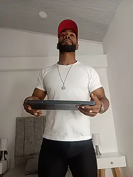 Snapshot of Dante_Knox chatting on June 13, 11:41 am Dante Knox online show from June 13, 11:41 am