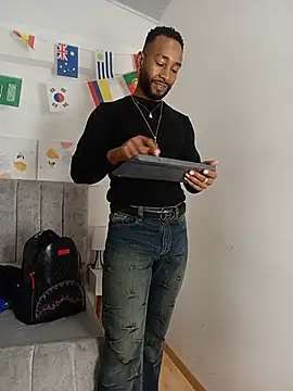 Dante Knox online show from June 20, 5:49 pm
