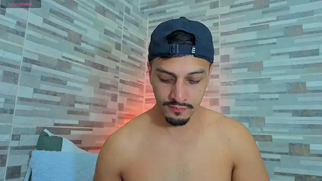 joelcallvil1 online show from May 2, 12:37 am