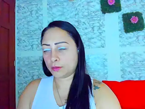 Snapshot of XXXStephanie_XXX chatting on May 7, 9:20 pm XXXStephanie XXX online show from May 7, 9:20 pm