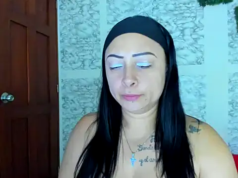 Snapshot of XXXStephanie_XXX chatting on May 12, 10:51 pm XXXStephanie XXX online show from May 12, 10:51 pm