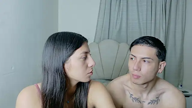 Snapshot of ScarlettAndLucas chatting on June 20, 9:45 am ScarlettAndLucas online show from June 20, 9:45 am