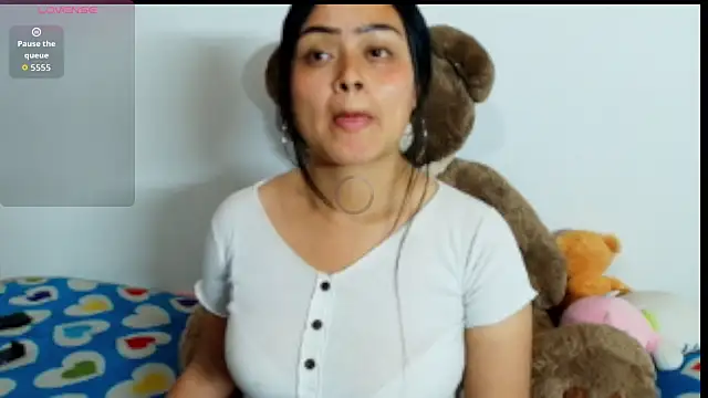 Snapshot of gabriela_grace1 chatting on April 7, 2:01 am gabriela grace1 online show from April 7, 2:01 am