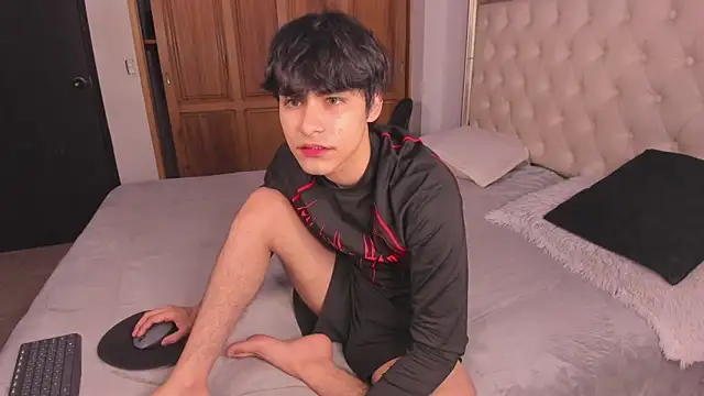 Snapshot of IamJuanJoc chatting on May 4, 3:13 am IamJuanJoc online show from May 4, 3:13 am