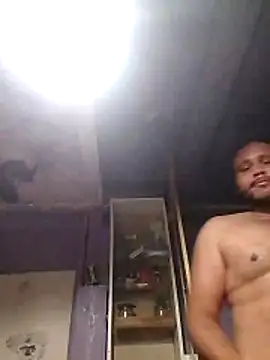 Guanatos13 online show from February 7, 7:12 am