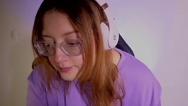 Mia Franklyn online show from April 24, 2:14 am