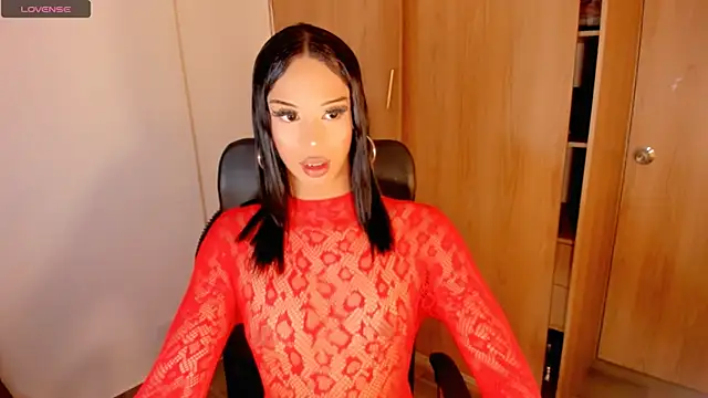 Snapshot of Celene_Goddess chatting on May 23, 8:29 am Celene Goddess online show from May 23, 8:29 am