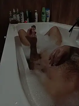 Snapshot of Masztisfiu2 chatting on March 11, 6:08 am Masztisfiu2 online show from March 11, 6:08 am