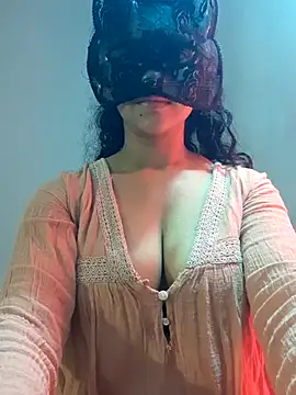 Snapshot of cutehotwife chatting on August 8, 9:00 am cutehotwife online show from August 8, 9:00 am