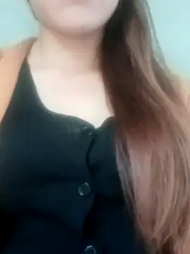 jjennyyy online show from June 15, 12:13 am