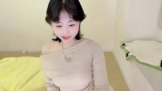 Onefiona online show from March 11, 10:54 am