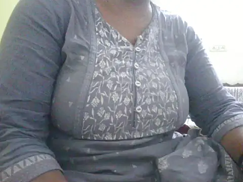 Snapshot of mohini_bhabhi chatting on May 21, 3:02 am mohini bhabhi online show from May 21, 3:02 am