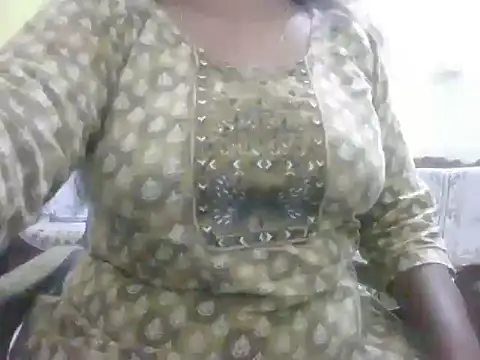 Snapshot of mohini_bhabhi chatting on June 8, 7:42 am mohini bhabhi online show from June 8, 7:42 am